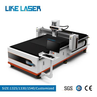 Chine Machine de gravure au laser pour plaque d'acier inoxydable gravée 1300 mm*2500 mm et 1300 mm*3000 mm à vendre