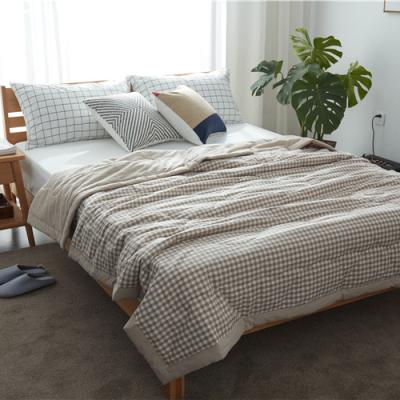 China Disposable Comfortable Soft Patchwork Bedspread With Summer Quilting Quilt for sale