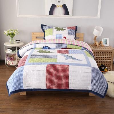 China Washable Children's Cartoon Quilted Bedspread Cotton Embroidery Summer Bedspread for sale