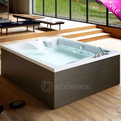 China Luxury Eco Friendly Freestanding Massage Self Cleaning Wooden Freestanding Bathtub for sale