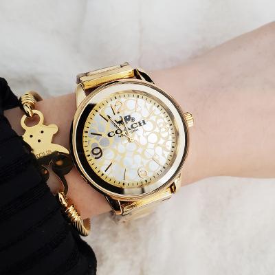 China Factory Nonspecific Wholesale Rose Gold And Gold Quartz Watch With Gift Box Free Shipping for sale