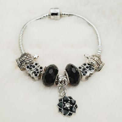 China The bracelet of beautiful cute women for sale