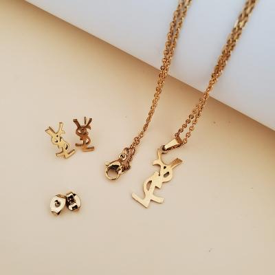 China Set of beautiful cute women's necklace for sale