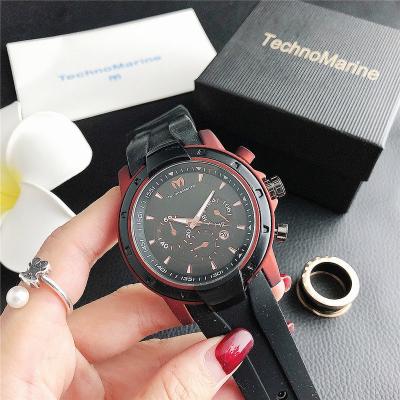 China Factory non-specific hot selling sports watch men and women fashion luxury watch for sale