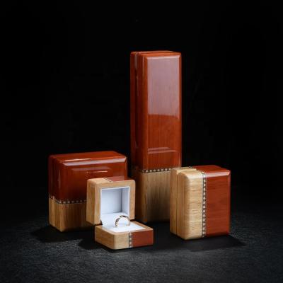 China 2019 July New Product Handmade/Practical/Good Quality/Durable New Fashion Color Wooden Box Red Plastic Box Packaging for sale