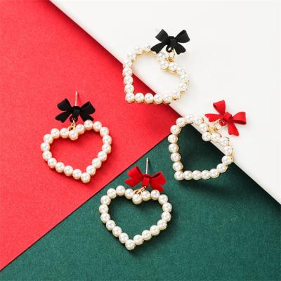 China 2021pearl Christmas Christmas Gifts Big Earrings Fashion Woman Christmas Earrings for sale