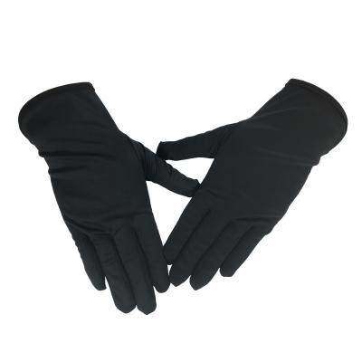 China Jewellry Shop Microfiber Cleaning Gloves With Logo Jewelry Gloves Custom Made For Jewelry Watch Display for sale