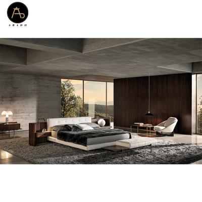 China Newcomer villa customization bedroom furniture modern design wooden frame adjustable Italian fabric soft bed (other) for sale