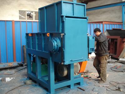 China Automatic Pet Shredder Machine , Plastic Recycling Shredder Large Capacity 30KW for sale