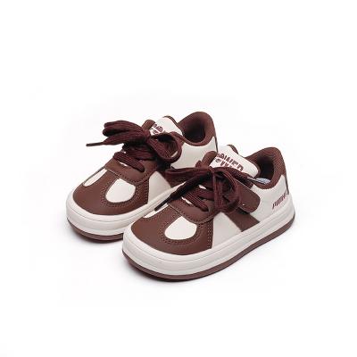 China Lightweight children's fashion upper board low shoes spring 2023 new Korean version of boys girls soft sole non-slip casual shoes sports shoes for sale