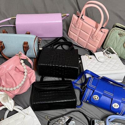 China Lady Fashion Trending Second-Hand Ladies Bag Leather Chain Women Purse And PU Shoulder Bag Handbags For Ladies Bags Stock for sale