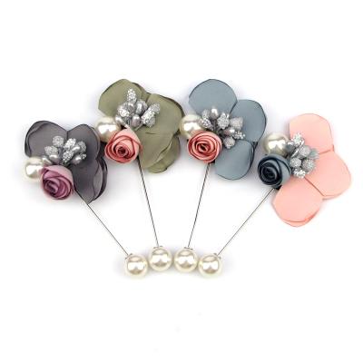 China Popular Jewelry Accessories Fashion Trend Pearl Flower Leaf Collar Pins Party Decoration Women Scarf Pins and Brooches for sale