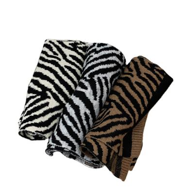 China Good Quality Autumn And Winter Retro England Cashmere Stripes Shawl Women Scarves Wool Scarf For Women for sale