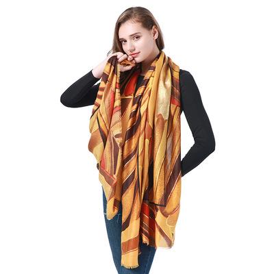 China 2021 European and American streets new autumn winter tan printing travel soft dinner the other women's fashion shawl and scarf for women for sale