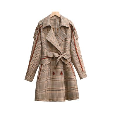 China Sustainable Service Winter Khaki Self Belted Women Long Plaid Cross Ditch Notched Trench Coats for sale