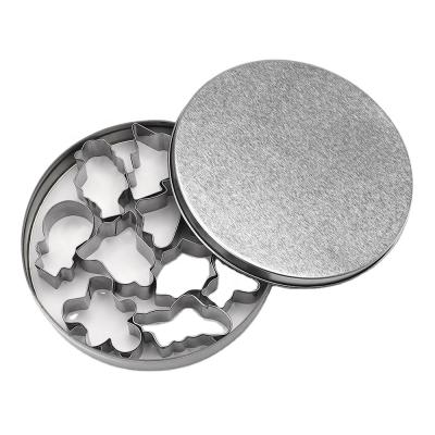 China Disposable Bakeware 10 PCS Stainless Steel Cookie Cake Fondant Fruit Christmas Cookie Cutters Squeeze Press Set for sale