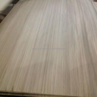 China Traditional 0.30mm EV Veneer Engineered Poplar Wood Veneer Plywood Face Veneer for sale