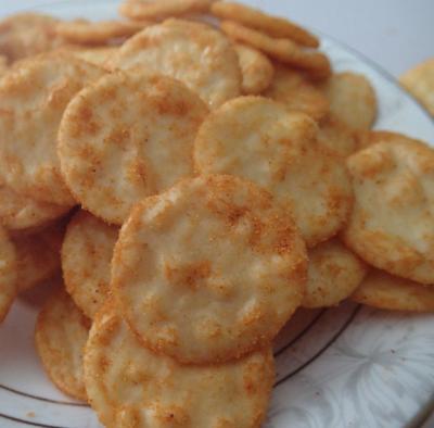 China Galletas del arroz de Jasmine Rice Natural Sweet Asian de las galletas del arroz de Senbei del cereal en venta