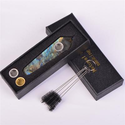 China Europe All Kinds Natural Crystal Smoking Pipes For Tobacco Wholesale Weed In Box for sale