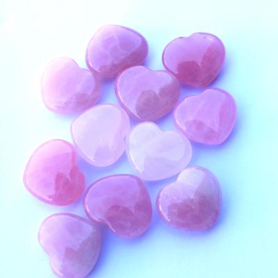 China Heart Shaped Rose Quartz Crystal Therapy Chakra Stone from Europe for sale