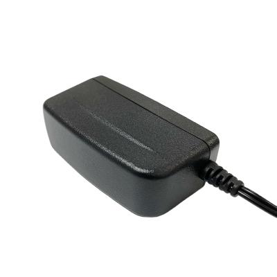 China AC Input 100~240V 50~60Hz Wall Charger Power Adapters AC DC Adapter Power 5V 1A DSA-6PFG-05 for sale