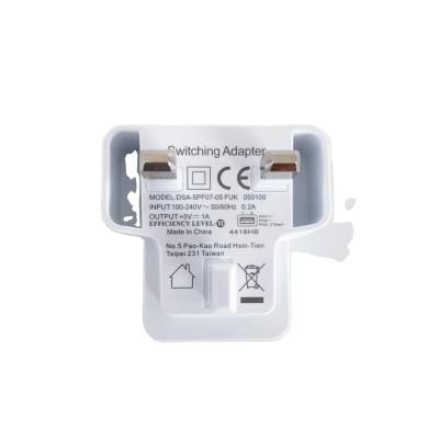 China Hot Selling Plug In UK Standardr Charger 5W 5v 1a Power Adapter USA Plug In White Usb Power Adapter DSA-5PF07-05 for sale