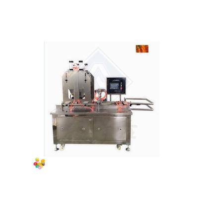 Κίνα 220V Διαφορετικά Gummies Depositing Soft Bean Bears Gummy Candy Depositing Machine 20-50kg/h Η συσκευή αποθήκευσης ζαχαρωτών με ζαχαρωτές καραμέλες είναι διαθέσιμη σε όλες τις συσκευές. προς πώληση