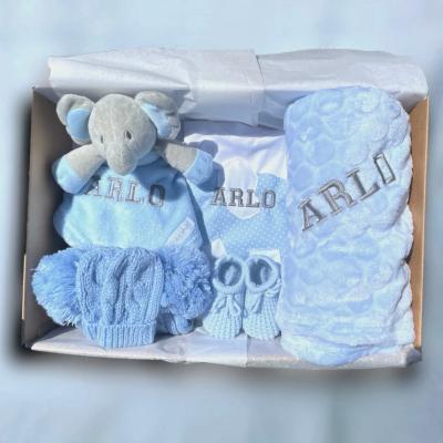 China Factory Wholesale Custom Made 100% Anti-Shrink Combed Cotton Newborn Baby Clothes Sets Gift for sale