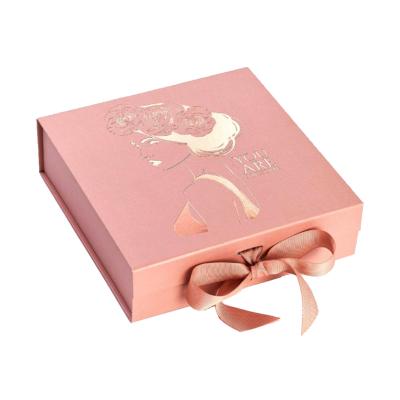 China Recycled Materials Custom Folding Sets Luxury Gift Packaging Boxes With Ribbon Folding Cardboard Box For Clothing for sale