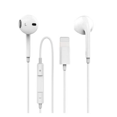 China In-Ear Fast Delivery Super Quality In-Ear Wired Handsfree Noise Reduction Headphones Headset Plug And Play Suitable For Iphone for sale