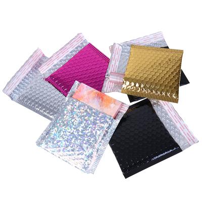 China Gold Paper Padded Mailing Envelopes Bubble Mailers Waterproof Shockproof Tearproof Gift Bag Bubble Mailing Envelope Packaging Mailing Bag for sale