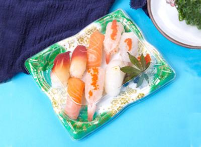 China Rectangle Printed Sashimi Platter Plastic Sushi Container With Clear Lid for sale