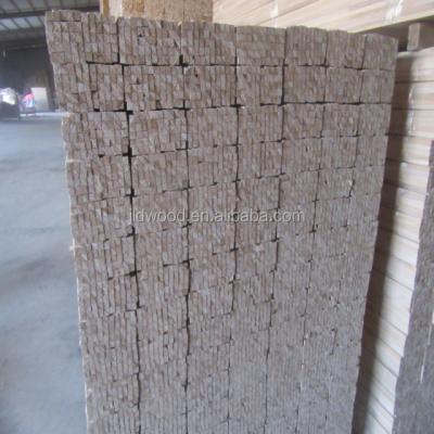 China Traditional Factory Supplier 25x25mm Paulownia Triangle Solid Wood Strips for sale