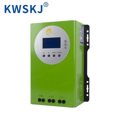 China Solar Charger Controller 40A 60A 80A 100A Mppt Charger Controller For Hybrid Solar Inverter en venta