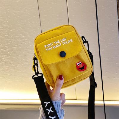 China NEW 2024 NETWORK RED WITH THE SAME CANVAS CROSSBODY BAG BAG FEMALE BAG STUDENT SMALL FRESH HAND SHOULDER BAG for sale