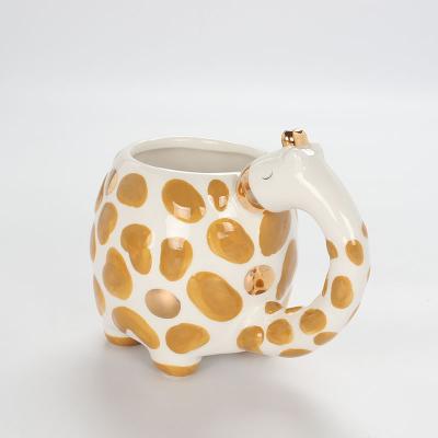 China 2021 New Hot Sale 3D Mugs Giraffe Shape Viable Cartoon Ceramic Mug Ceramic Mug for sale