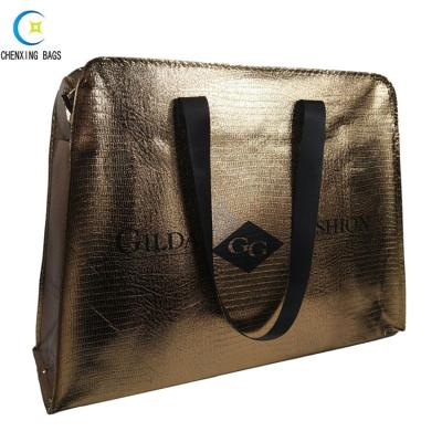 China 100% Recycle Factory New Arrival Simple Design Metal Lamination Gold Tote Bags With Collapsible Zipper for sale