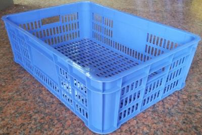 China Malaysia  Stack Plastic vented crates& containers & boxes 600*400*185MM for sale