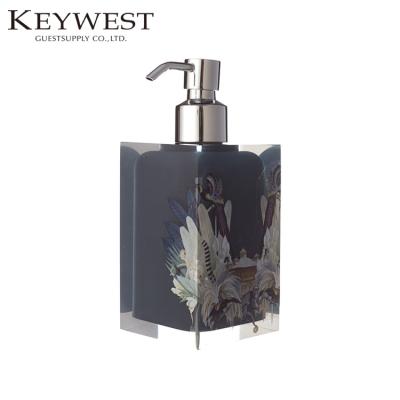 China Personal Resin Square Packaging Personal Skin Care Hand Soap Liquid Dispenser Bottle For 5 Star Hotel Bathroom for sale