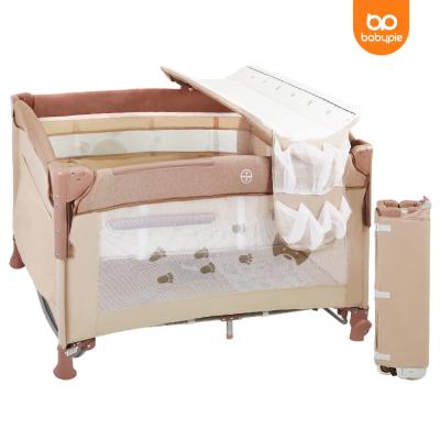 China Modern Design 2022 Style Multifunctional Baby Hutch 3 in 1 Babies Hutch and Playpen Bed Luxury Portable Foldable Baby Travel Beds for Sale for sale