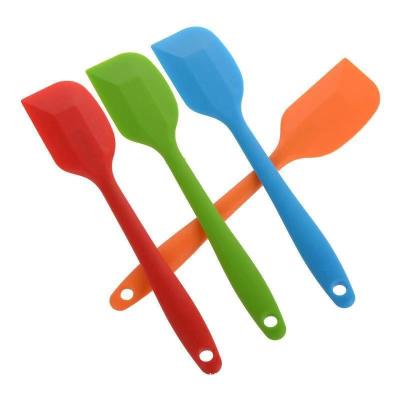 China Factory Supply Sustainable Elbow Biscuit Set Silicone Heat Resistant Easy Cleaning Spatula for sale