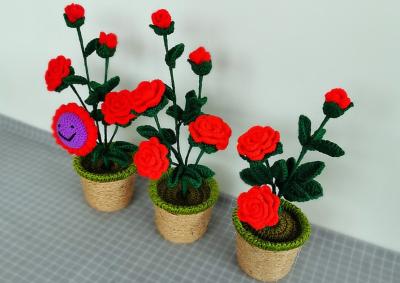 China New Creative Luxury Handmade Crochet Knitting Plants Flowers Handicraft Home Decorations Crochet Flower for sale