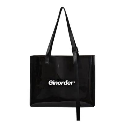 China Good Price Recyclable Hot Sale Fashion PVC Tote Bag Shinny Black Beach Bag PVC Shopping Bag for sale