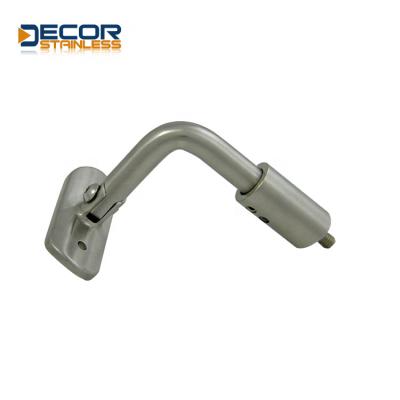 China Modern Production Experience 304 Stainless Steel R Railing Bracket Years Without Base for sale