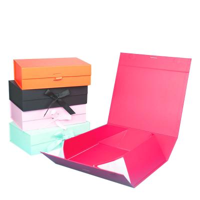 China Recyclable Custom Book Shaped Paper Luxury Glossy Magnetic Gift Box Packaging Foldable Gift Box for sale