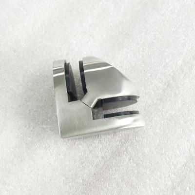 China Hotel Stainless Steel Railing Glass Clamps 90 Degree Corner for sale