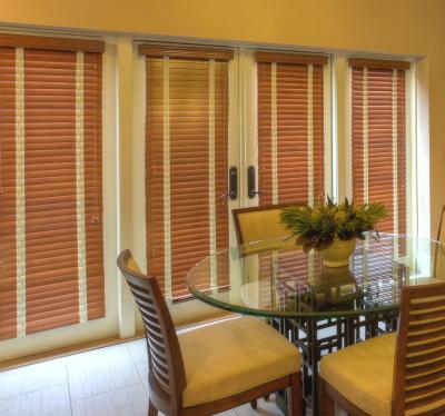 China 2018 new product indoor venetian sunshade/wooden marupa venetian privacy shutters blind for sale