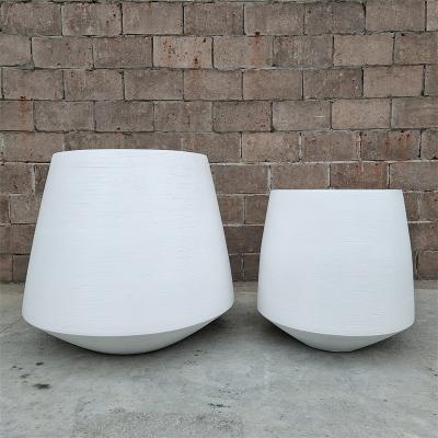 China Cement Planter Pots Outdoor White Round Tree Pots Large Fiberglass Flower Pot Garden Decoration Used with Flower/Tree for sale