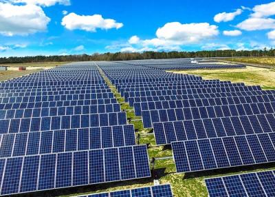 Cina sistema solare ibrido 100kw fuori dal generatore solare di griglia per uso commerciale in vendita