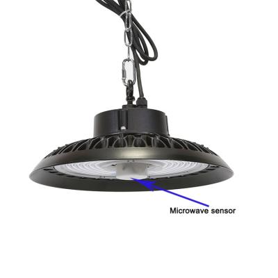 China Prenda impermeable de la luz Ip65 de la bahía del sensor de microonda alta 200w LED en venta